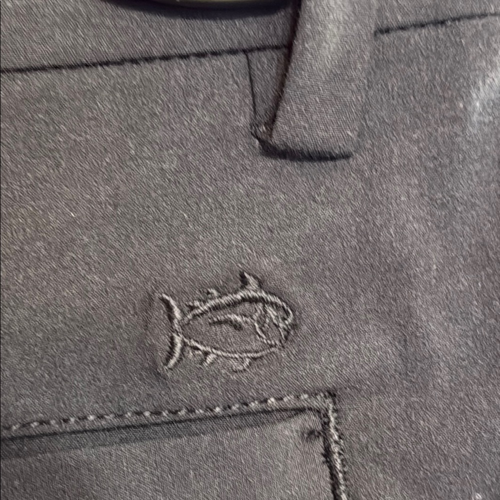 SOUTHERN TIDE Black Flat Front Shorts Size 6 - Picture 4 of 13